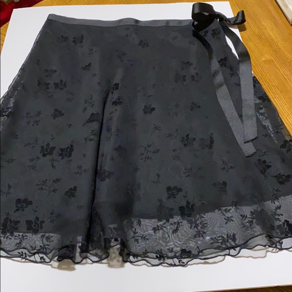 Necessary objects - Ady Gluck Frankel black skirt